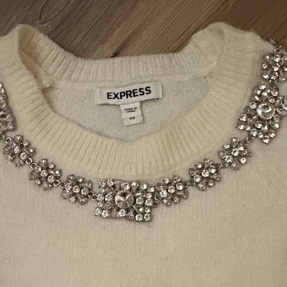 Express Cream Sweater with Embellished Neckline - Picture 3 of 9